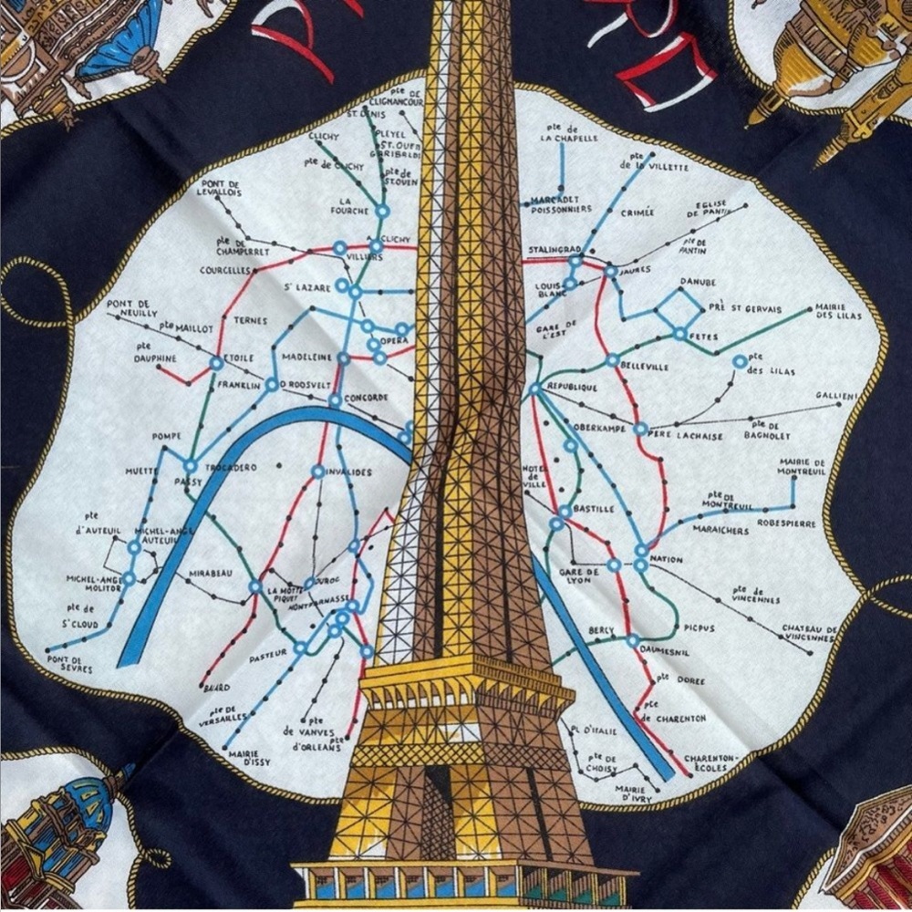 🇫🇷 EUC J. Mico Sancho Paris France Scarf
Vintage c 1990s 30” Square